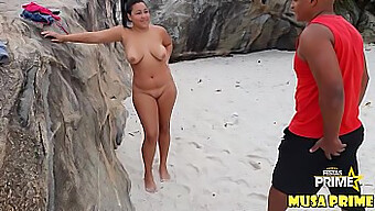 Alexswingrj'S Gifted 18-Year-Old Teen Gets Her Pussy Pounded On Rio De Janeiro Beach