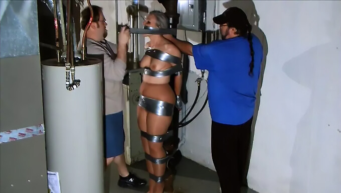 Bondage De Robinet Pour Divertissement Sexy