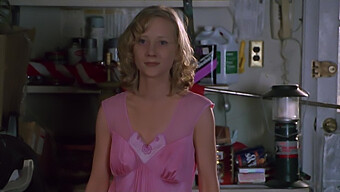 La Performance Mémorable D'Anne Heche Dans 