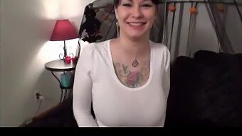 A Tattooed Amateur Emo Flaunts Her Big Natural Tits And Bra