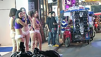 Erleben Sie Die Erotischen Freuden Von Thailands Besten Escorts In Diesem Heißen Video