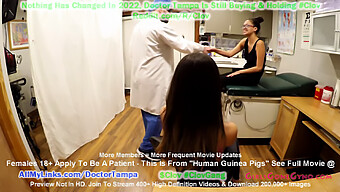 O Doutor Tampa Conduz Um Exame Lado A Lado De Aria Nicole E Angel Santana, Duas Irmãs, Para Seu Primeiro Check-Up Ginecológico Neste Vídeo Quente Da Girlsgonegynocom!