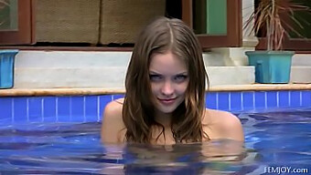 Sensual Solo Performance By A Cute And Wet Russian Teen