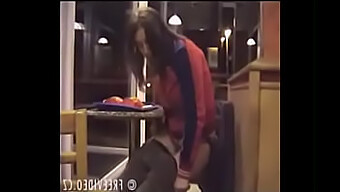 Teen Girl Urinates On Restaurant Floor While Eating Fast Food